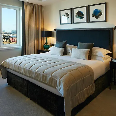 Cheval Gloucester Park At Kensington-2