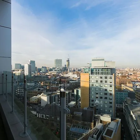 Marlin Aldgate Tower Bridge-2