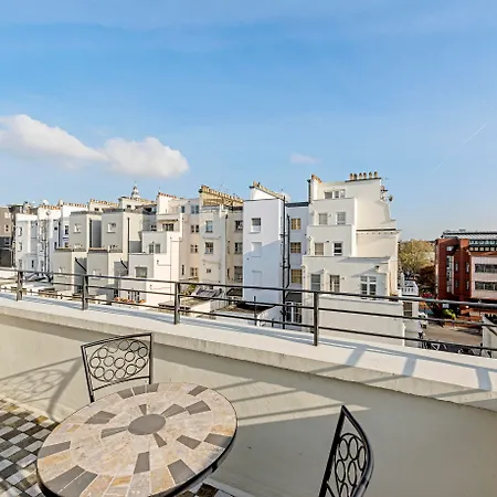 130 Queen'S Gate Apartments-2