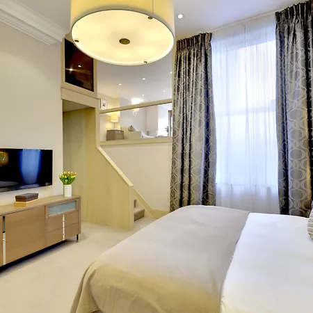 Claverley Court Apartments Knightsbridge-2