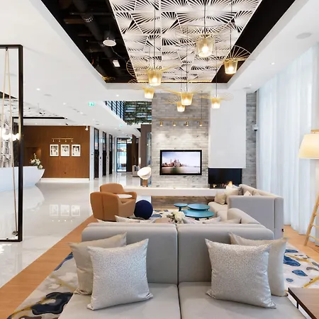 Adagio Premium The Palm-2