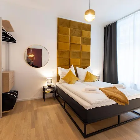 Pure Berlin Apartments - For Up To 5 Guests Near Uber Arena, Central, Stylish-3