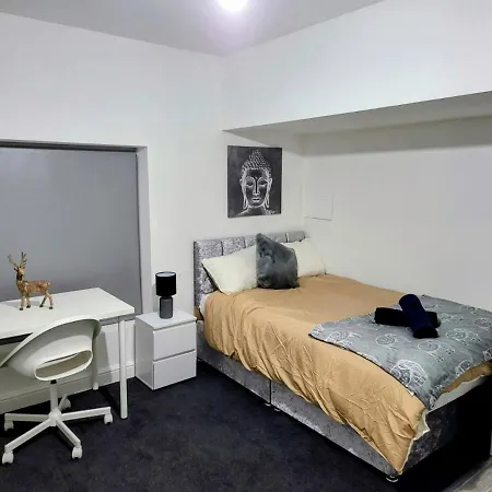 Easy Living Nottingham - Burns Street-3