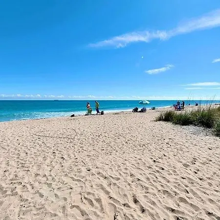 Renovated Studio In The Heart Of Palm Beach - Free Parking, Security Box-2