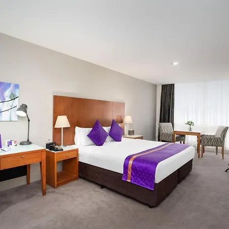 Park Regis Griffin Suites-2