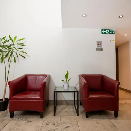 Arch Hotel-2