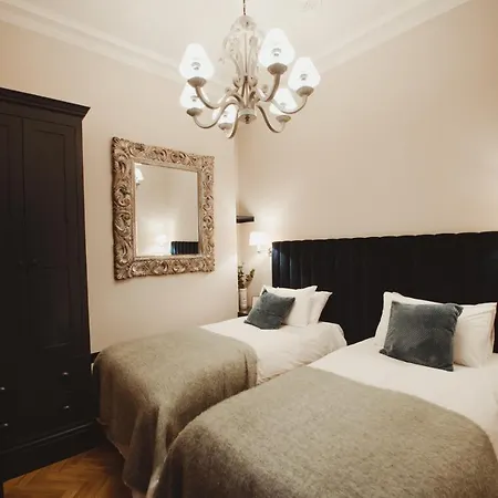 Ch1 Boutique Stays-3