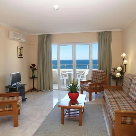 Apartamentos Jardins Da Rocha-2
