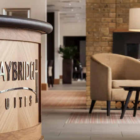 Hyatt House London Stratford - Aparthotel-3