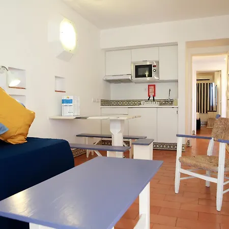 Apartamentos Turisticos Soldoiro-3