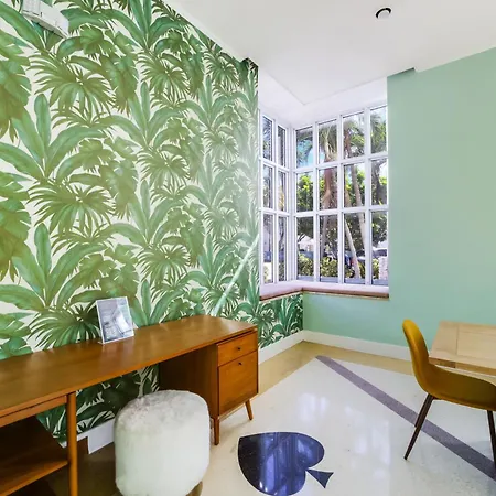 Tropics Hotel Miami Beach-2