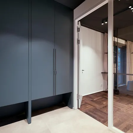 The Garden Suites By Suite030-2