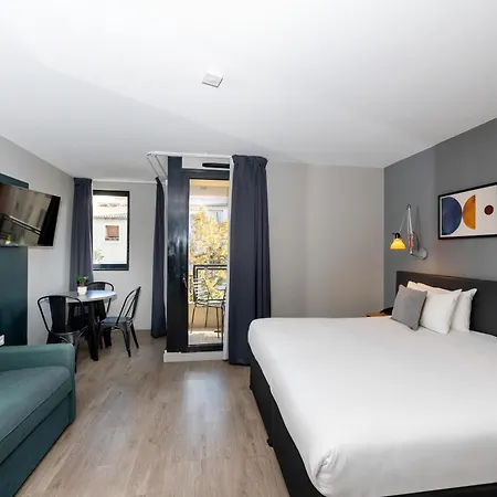 Staycity Aparthotels Marseille Centre Vieux Port-2