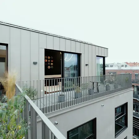 The Garden Suites By Suite030-3