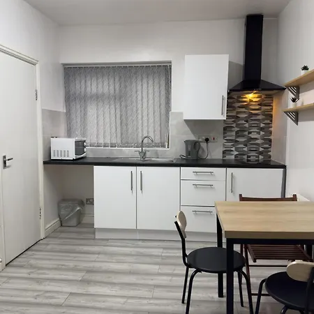 Hills View Apartments-3
