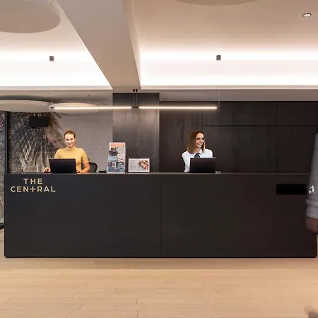 The Central Kirchberg - Smart Aparthotel-2