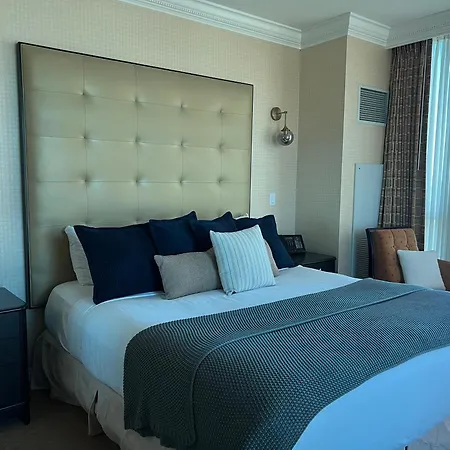 Luxe 702 Mgm Signature With Balcony-2