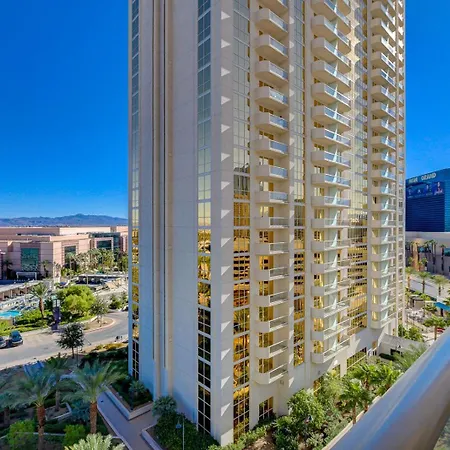 Luxe 702 Mgm Signature With Balcony-3