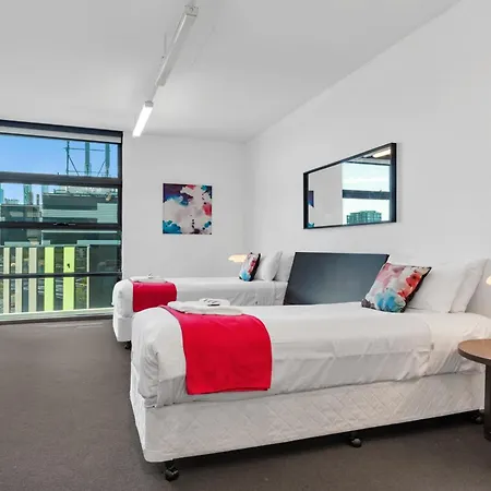Docklands Private Collection - City Harbour Apartments-2