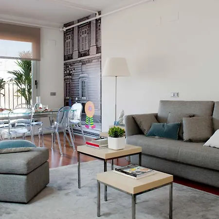 Eric Voekel Boutique Apartments - Madrid Suites-2