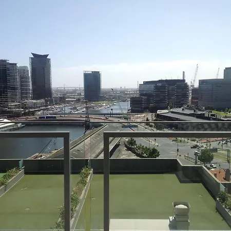 Waterfront Melbourne Apartments-2