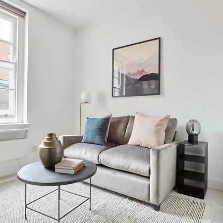 Sonder Mountjoy Square-2