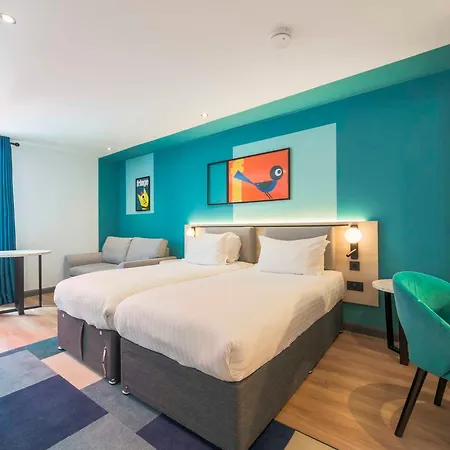 Holyrood Aparthotel-3