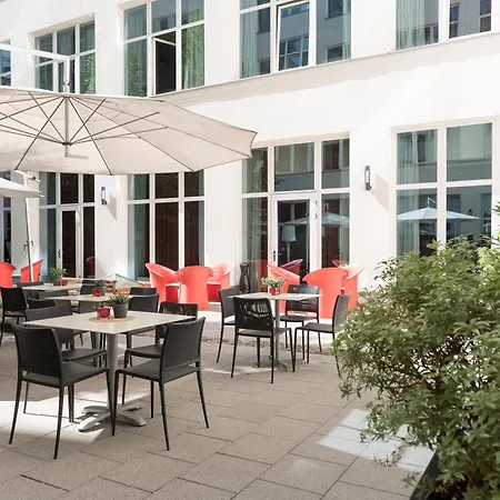 Adina Apartment Hotel Berlin Checkpoint Charlie-2