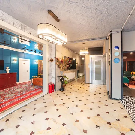 Hexa Suites Hotel-2