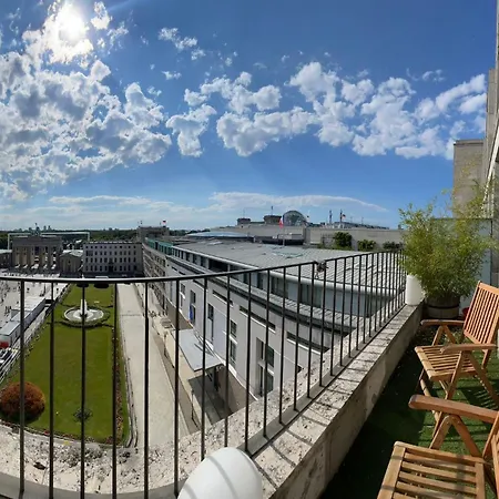 Nexliving Berlin Brandenburger Tor-3