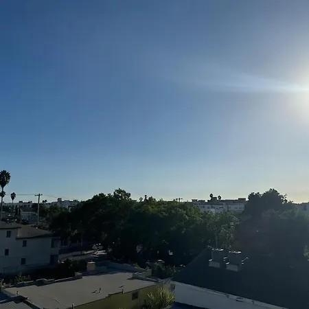 Stayspro - Hollywood Homes Minutes To Everything Spacious And Free Parking-2