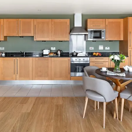 Marlin Apartments Commercial Road - Limehouse-2