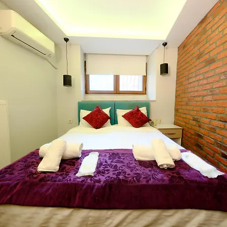 Taksim Celebi Suites-2