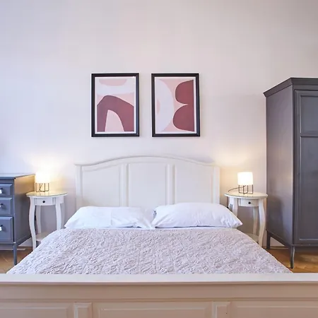 Charles Bridge Premium Residence-3