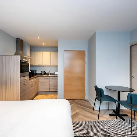 Staycity Aparthotels Edinburgh West End-3