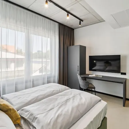 Nena Apartments Muenchen City East-2