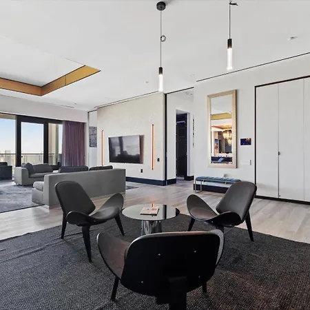 Luxury 4000 Sqft Penthouse At Palms Place 56 Floor-3