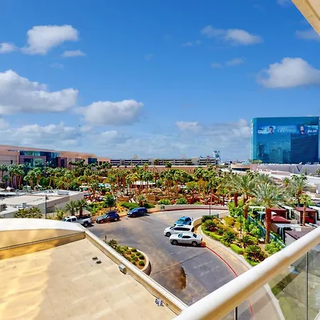Lady Luck'S Vista - Private Balcony - Full Kitchen - Two Full Baths - Jetted Tub - Full Mgm Grand Resort Access W No Resort Fee At Mgm Signature-2