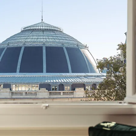 My Maison In Paris - Louvre-2