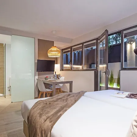 Aparthotel Bcn Montjuic-2