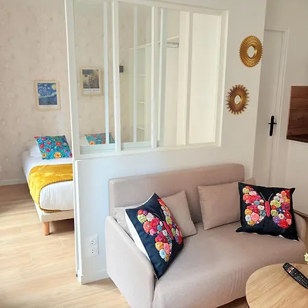 Moret Art Flats Trendy East Paris-3
