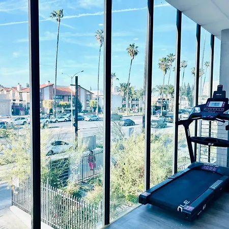New Lux Skyline Loft In La-2