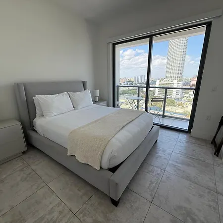 Smart Brickell Hotel-2
