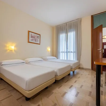 Ih Hotels Milano Aparthotel Argonne Park-3