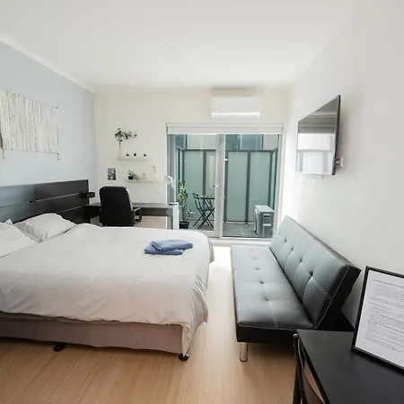 Melbourne Studio Apartments Hotel - 138 Elgin Carlton-3