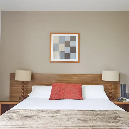 Soya On Davis Apartment Hotel-3