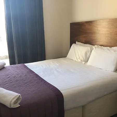 Cairn Hotel & Apartments-2