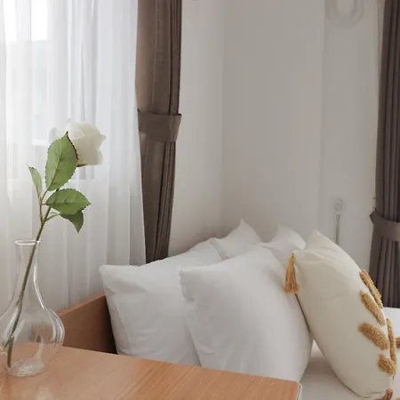 Real Okubo Apartment Hotel-2