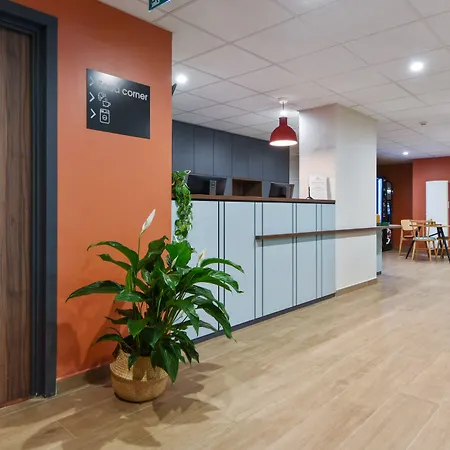 Appart'City Confort Lille - Euralille-3