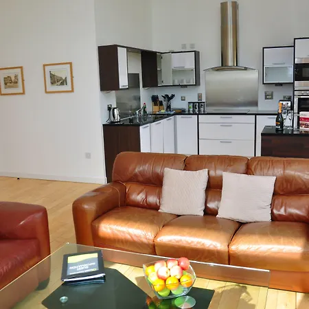 Ocean Serviced Apartments-2